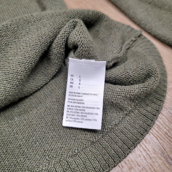 American Eagle Outfitters Large Olive Green Cold Shoulder Sweater Bell Sleeves - Picture 6 of 10
